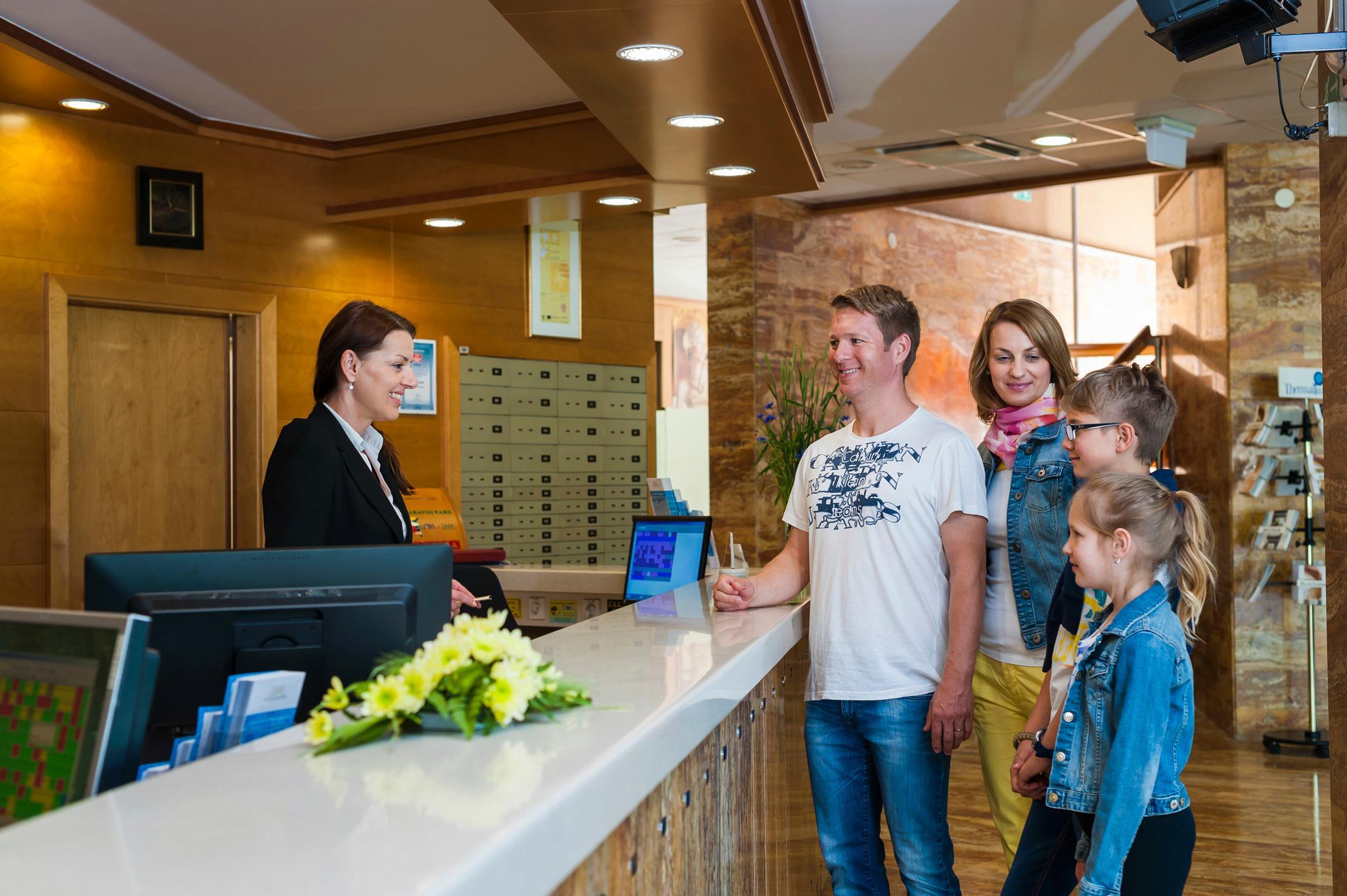 Hotel Termal - Terme 3000 - Sava Hotels & Resorts Moravske-Toplice Exterior foto