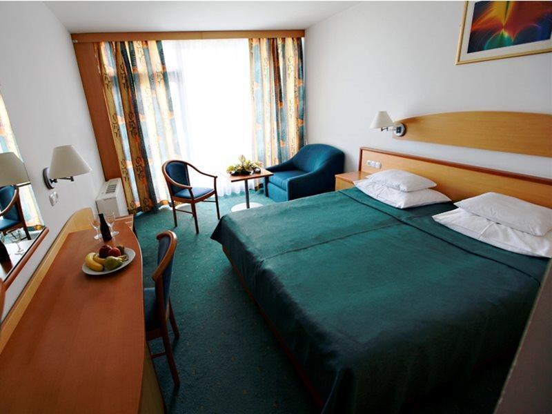 Hotel Termal - Terme 3000 - Sava Hotels & Resorts Moravske-Toplice Exterior foto